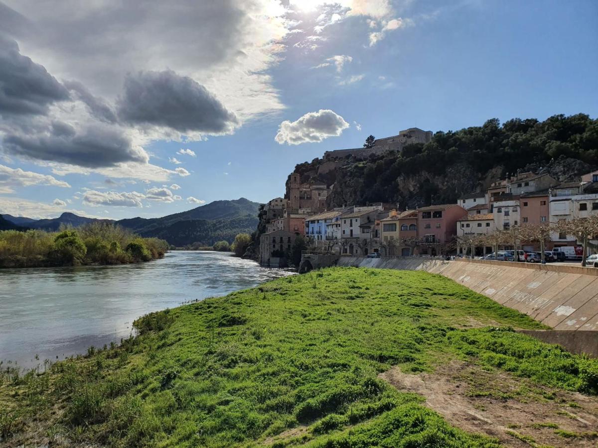 Casa En La Valleta Ginestar Eksteriør bilde